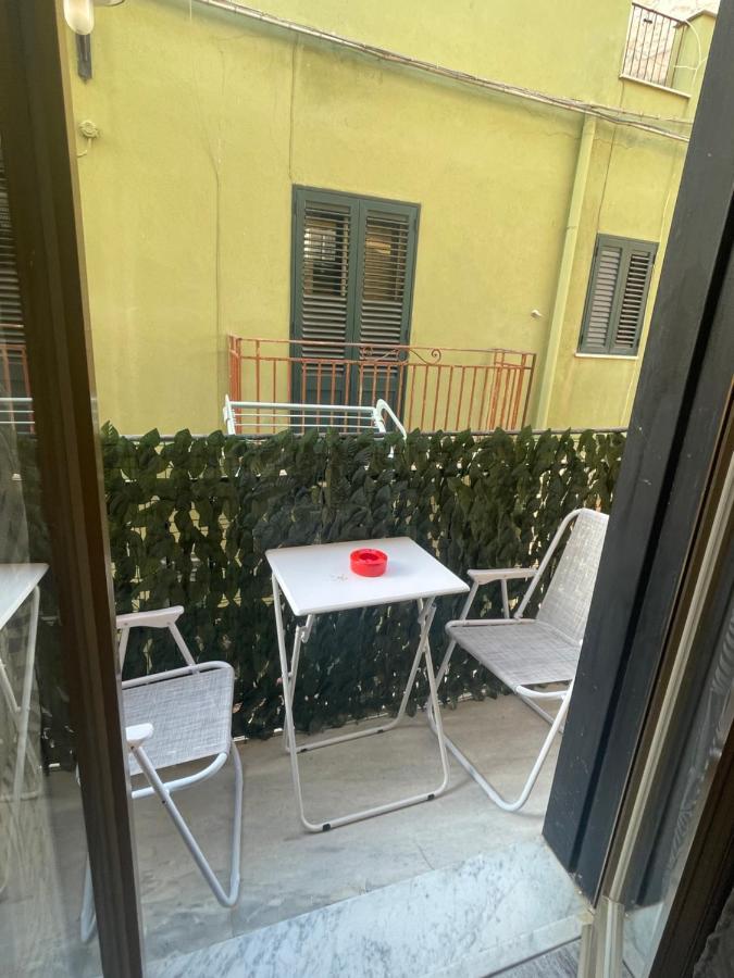 Bed and Breakfast Fronte Mare Arenella Palermo Exterior foto