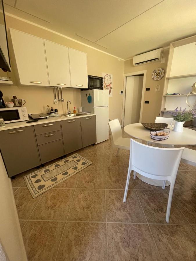 Bed and Breakfast Fronte Mare Arenella Palermo Exterior foto