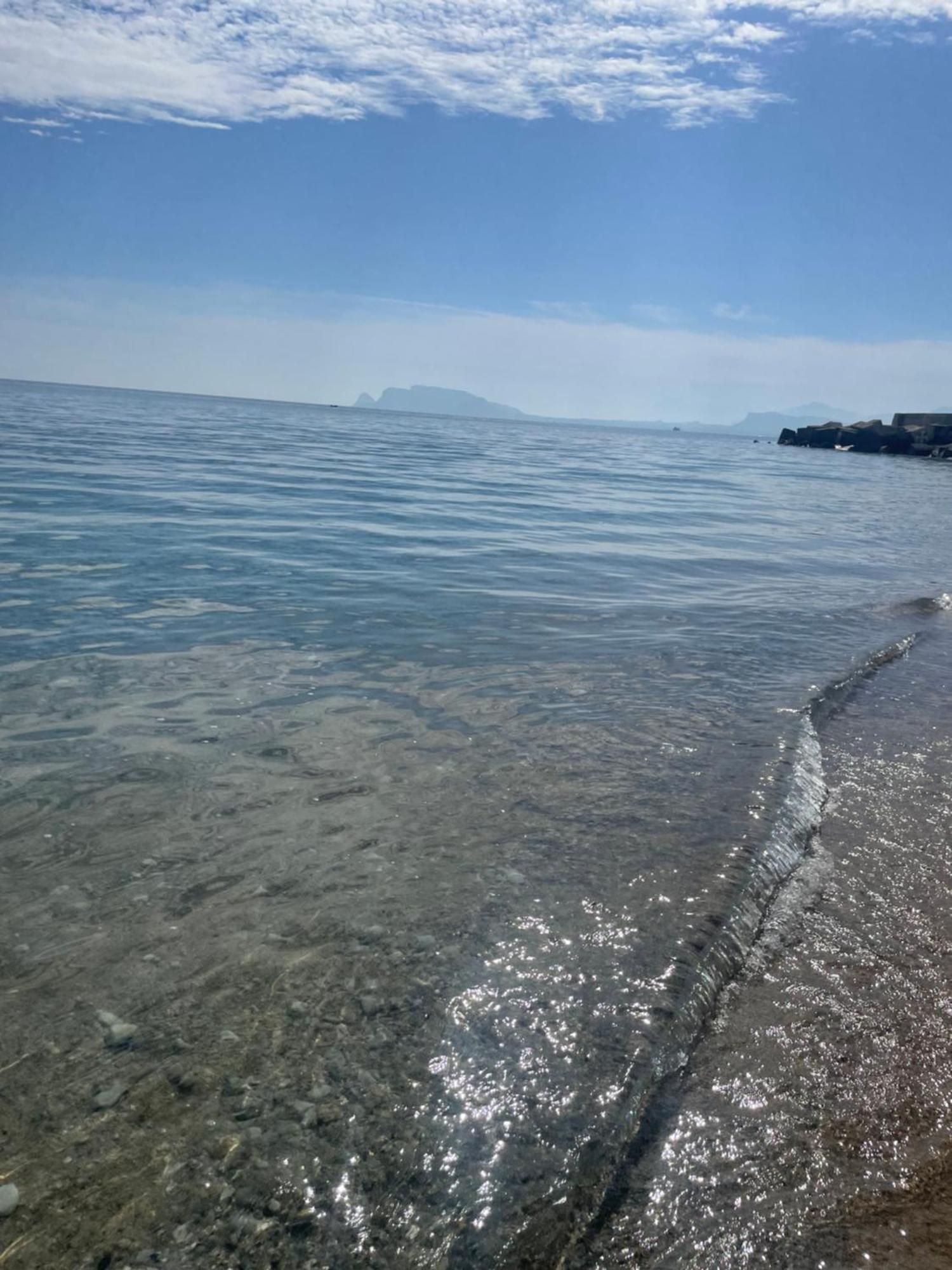 Bed and Breakfast Fronte Mare Arenella Palermo Exterior foto