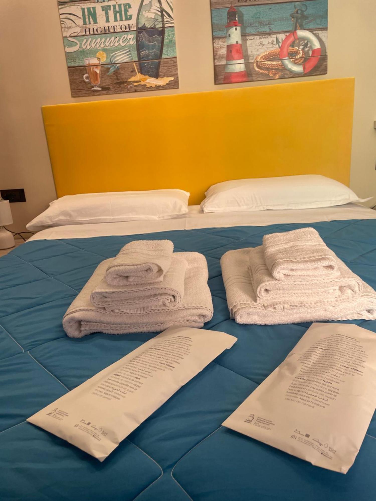Bed and Breakfast Fronte Mare Arenella Palermo Exterior foto