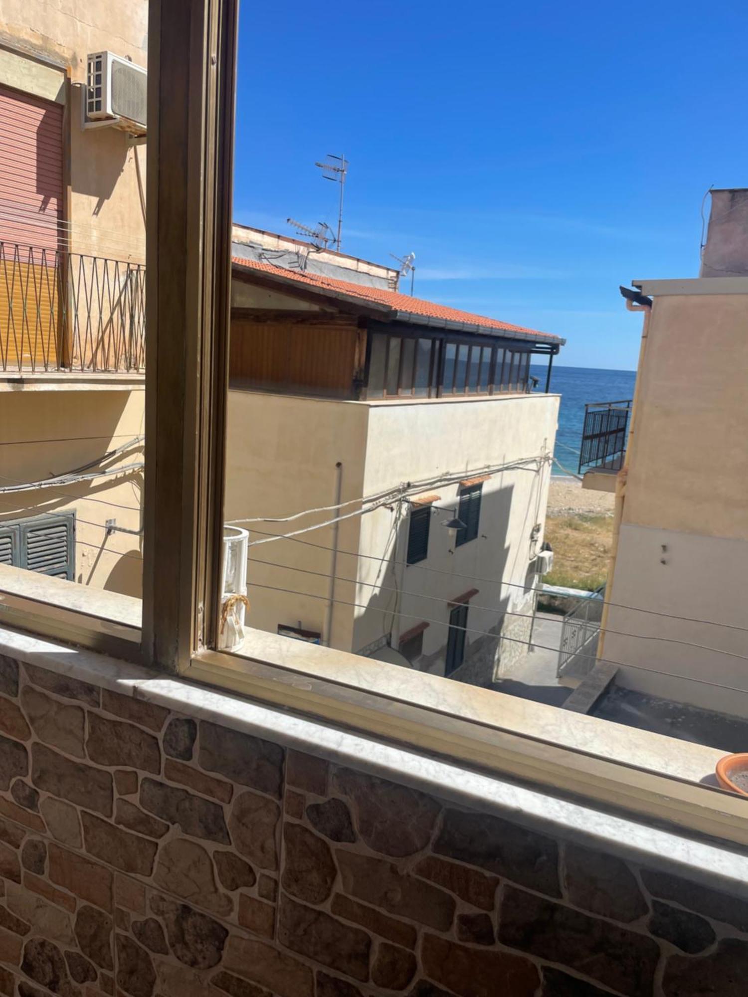 Bed and Breakfast Fronte Mare Arenella Palermo Exterior foto