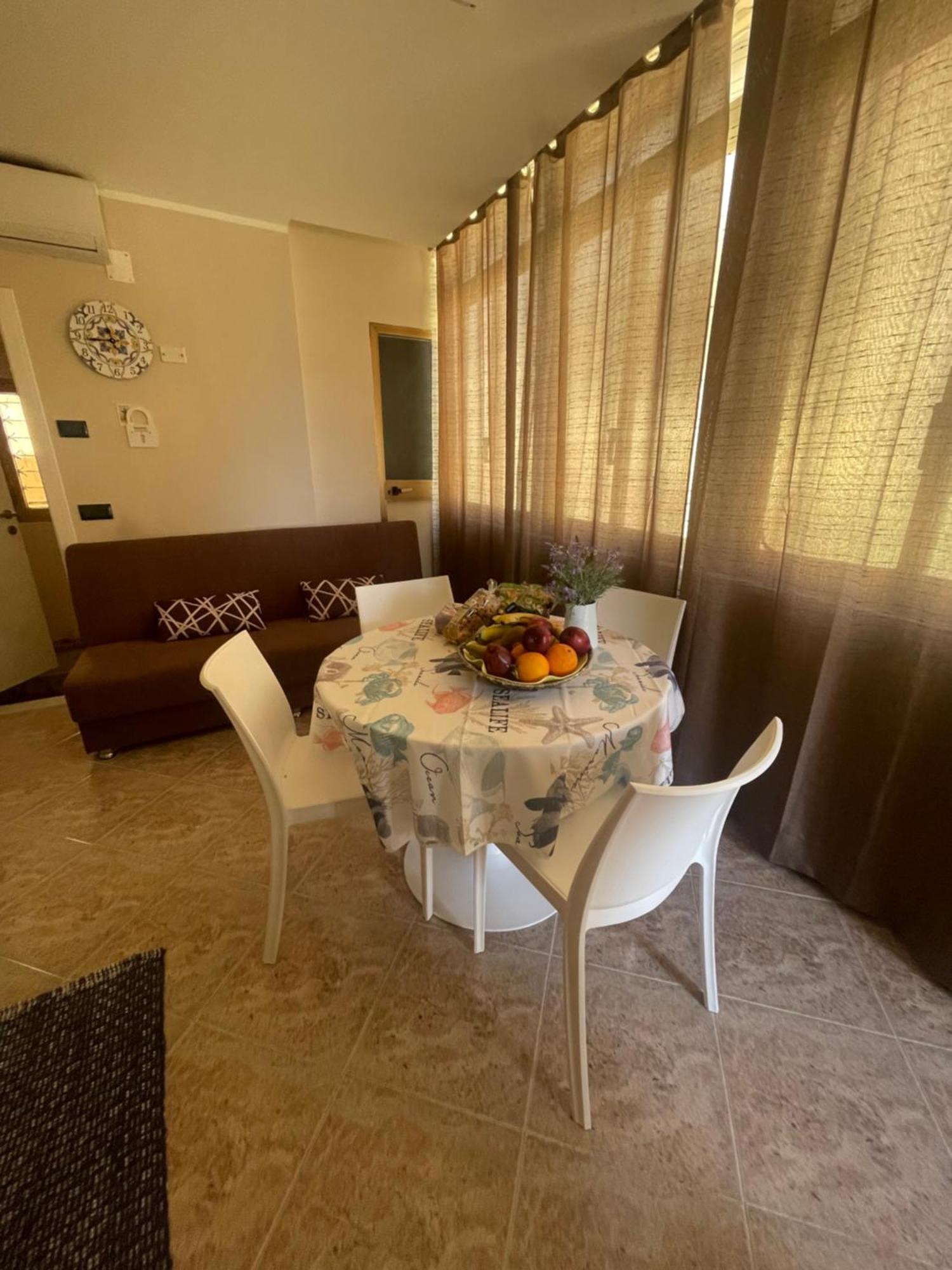 Bed and Breakfast Fronte Mare Arenella Palermo Exterior foto